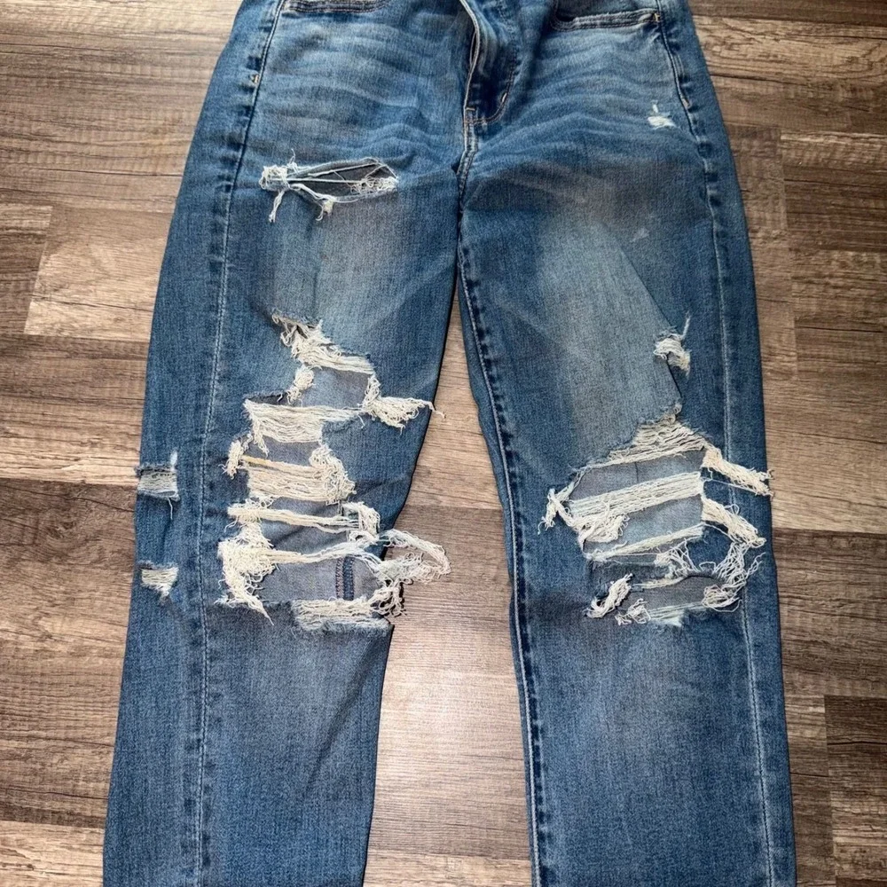 American Eagle Next Level Stretch Womens 2 Short